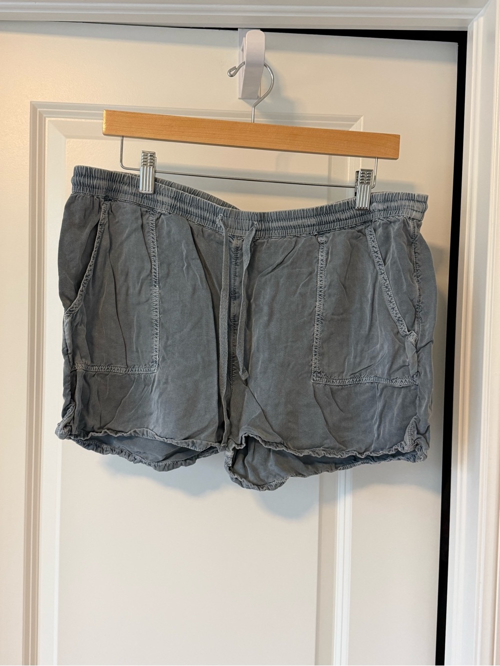 O'Neill Slate Gray Elastic-Waist Athletic Shorts